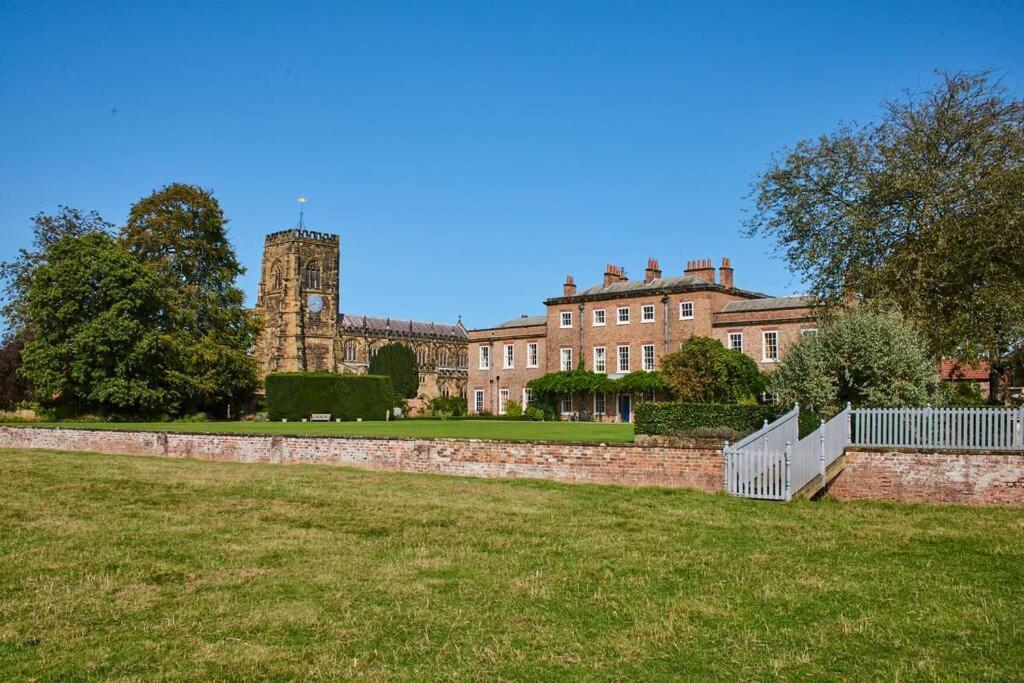 Thirsk Hall South Wing, North Yorkshire Dış mekan fotoğraf